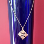 Pendentif Croix de Megève